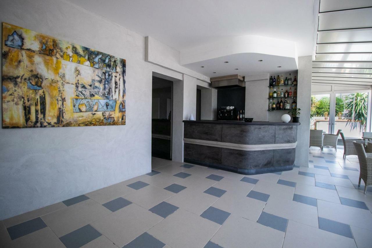 Hotel B&B Sole Senigallia Buitenkant foto